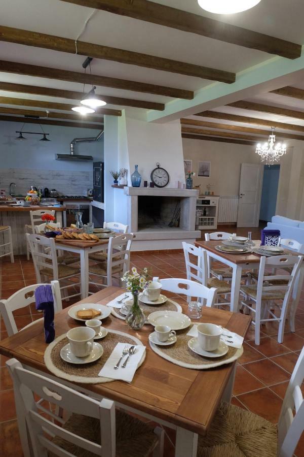 L'Orto Sul Poggio Bed and Breakfast Sutri Εξωτερικό φωτογραφία