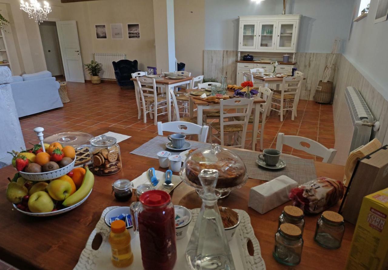 L'Orto Sul Poggio Bed and Breakfast Sutri Εξωτερικό φωτογραφία